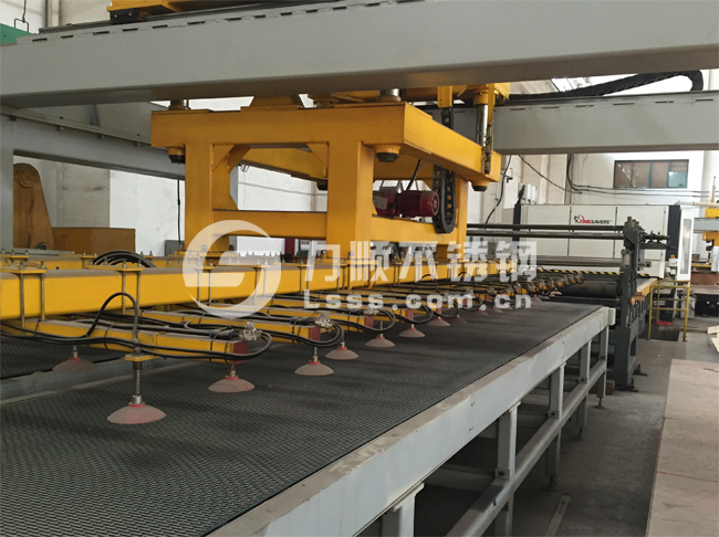 不鏽鋼油磨拉（lā）絲設（shè）備（bèi）