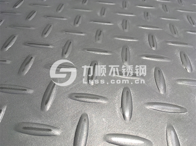 不(bú)鏽鋼(gāng)拉(lā)絲板