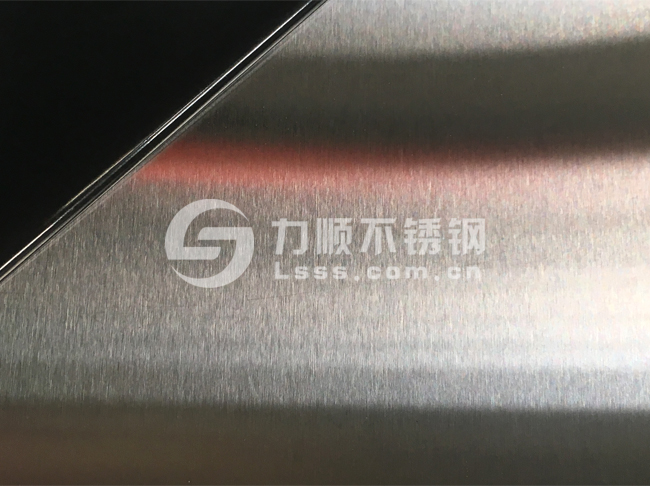拉絲不(bú)鏽鋼板(bǎn)