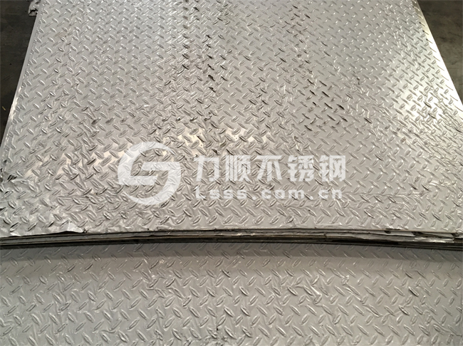 不鏽鋼花(huā)紋板貼膜