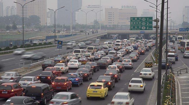 我(wǒ)國汽車保有量(liàng)