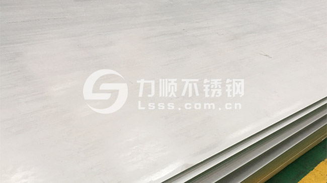 不鏽鋼熱軋板(bǎn)12個厚