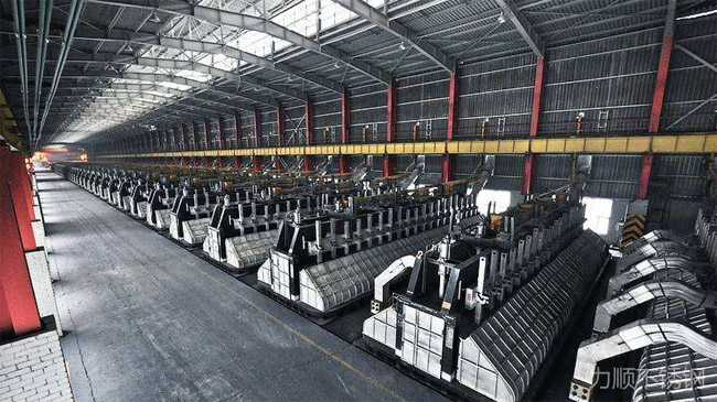 酒(jiǔ)鋼電解鋁車間