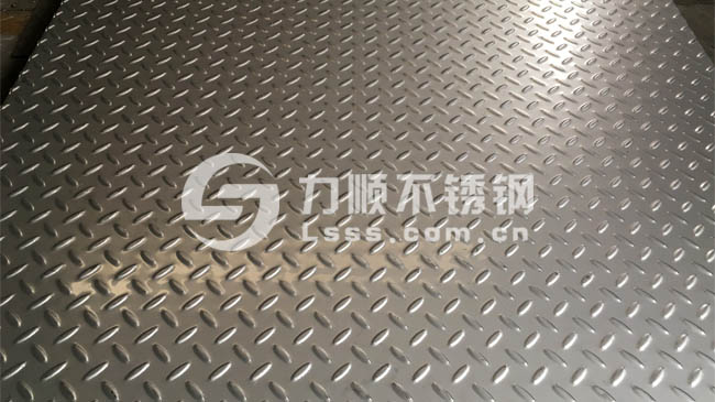不鏽鋼花(huā)紋板,不(bú)鏽鋼花紋板圖片