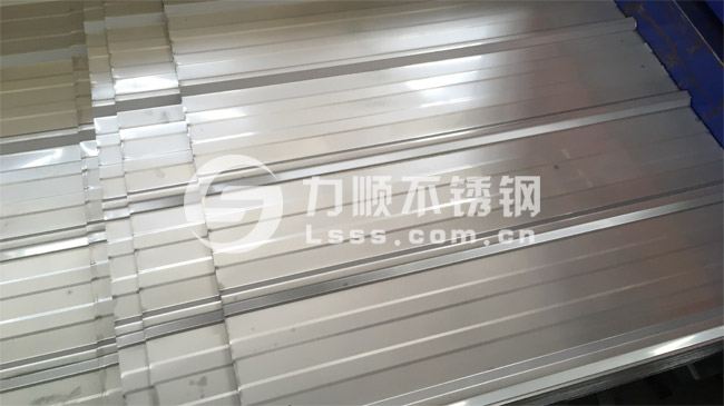 不鏽鋼壓型板,304不鏽鋼(gāng)瓦,不鏽鋼瓦